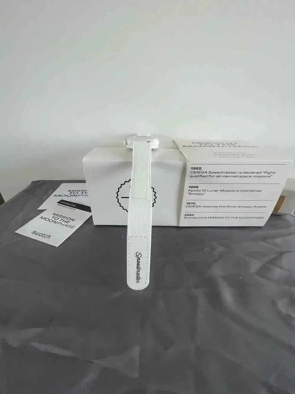 Swatch X Omega Moonswatch Snoopy Mission to the Moonphase White Men's Watch